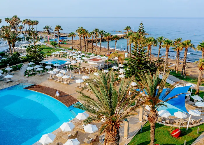 Weddings in Paphos Hotels: Everything You Need to Know