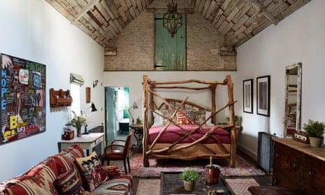 bedroom. Artist Residence Oxfordshire, Witney