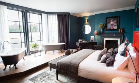 Bedroom with view of suspension bridge, the Avon Gorge Hotel