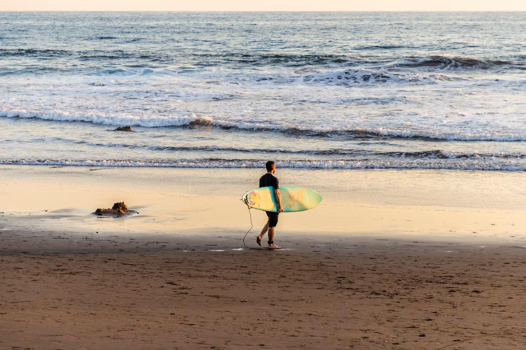 Le spiagge di Sipacate e El Paredón offrono la migliori esperienza di surf in Guatemala © Chrispictures / Shutterstock