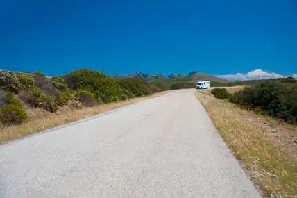 Endlose Freiheit: Mit dem Camper unterwegs auf Sardinien.