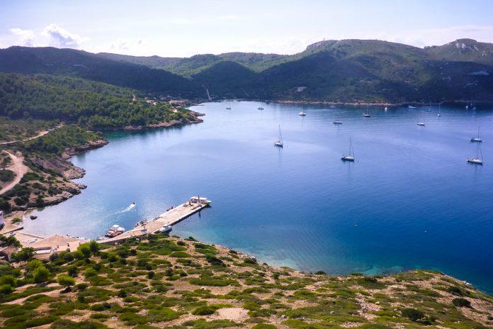 The Parc Nacional Isla Cabrera is the only national park of Mallorca and inspires excursionists especially with its fantastic underwater world, Spain - © Lila Pharao / franks-travelbox